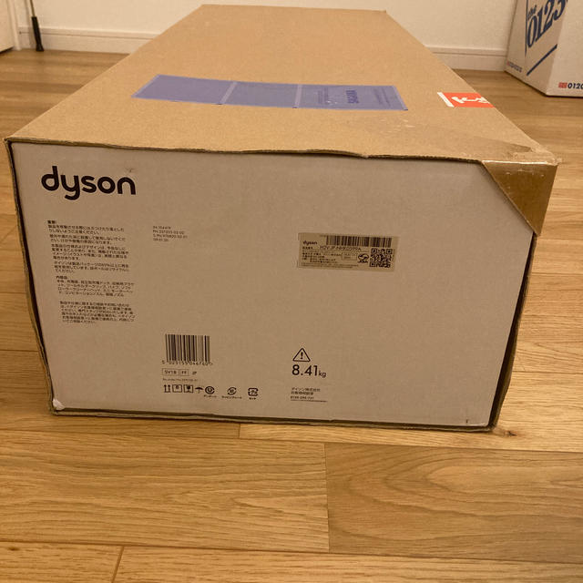 Dyson(ダイソン)のDyson Digital Slim Fluffy SV18FF  新品 スマホ/家電/カメラの生活家電(掃除機)の商品写真