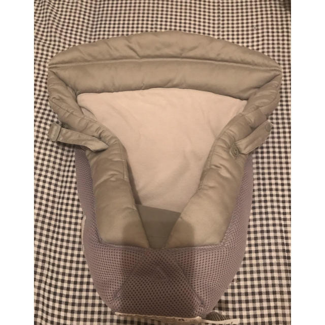 Ergobaby(エルゴベビー)のエルゴ インサートⅡ キッズ/ベビー/マタニティの外出/移動用品(その他)の商品写真