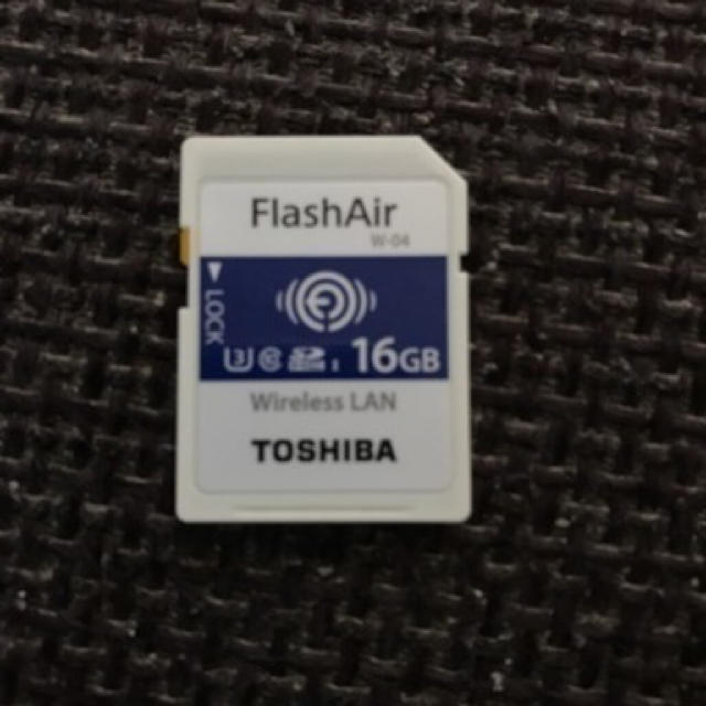 東芝(トウシバ)のSDカード スマホ/家電/カメラのPC/タブレット(PC周辺機器)の商品写真
