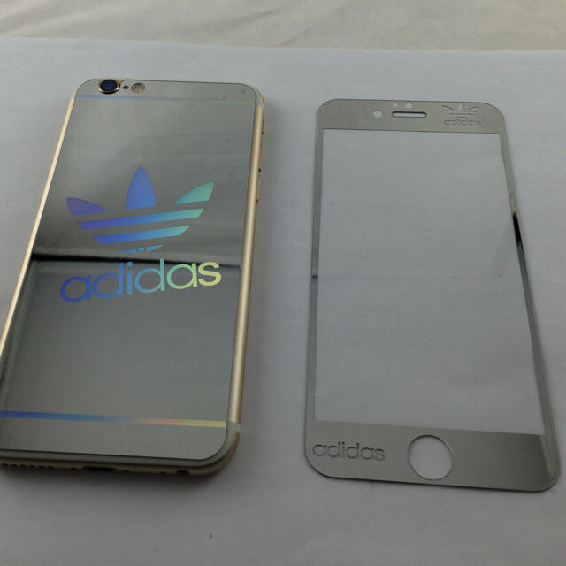 adidas(アディダス)の海外限定アディダス強化ガラスフィルム スマホ/家電/カメラのスマホアクセサリー(保護フィルム)の商品写真