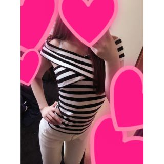 美品❤️オフショル風ボーダートップス(Tシャツ(半袖/袖なし))