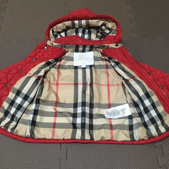 BURBERRY(バーバリー)の確認用バーバリージャケット キッズ/ベビー/マタニティのキッズ服女の子用(90cm~)(ジャケット/上着)の商品写真