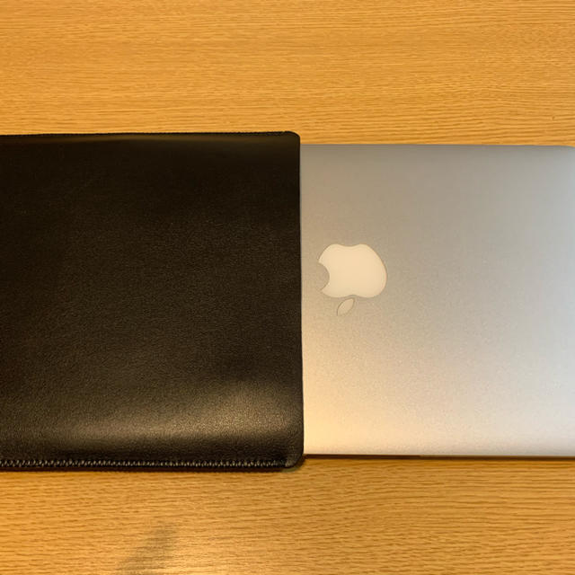 Mac (Apple)(マック)のMacBook Air 11.6インチ Early 2015 シルバー SSD スマホ/家電/カメラのPC/タブレット(ノートPC)の商品写真