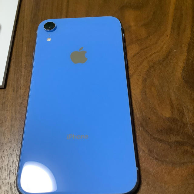 iPhone XR ブルー　128GB