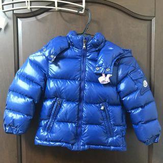 モンクレール(MONCLER)のダウンジャケット　モンクレール　4Y(ジャケット/上着)