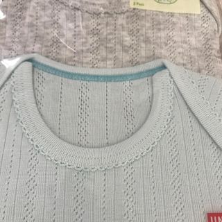 ユニクロ(UNIQLO)の《sai様専用》ユニクロ　クルーネックボディ（長袖）2P (肌着/下着)