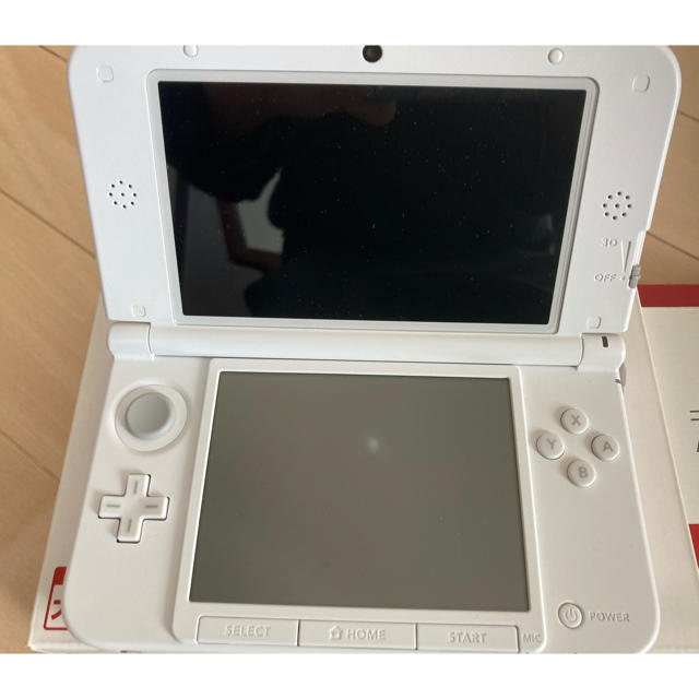 任天堂(ニンテンドウ)のニンテンドー　3DS LL ソフト3本セット エンタメ/ホビーのゲームソフト/ゲーム機本体(携帯用ゲーム機本体)の商品写真