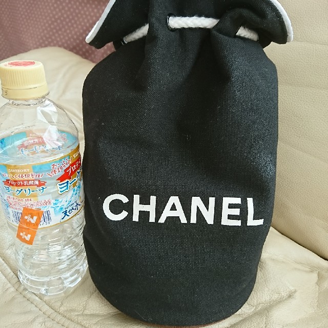 CHANEL ノベルティ ミニリュック