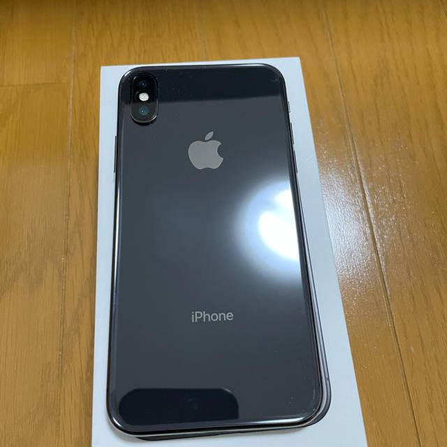 iPhone X  64GB スペースグレー 1