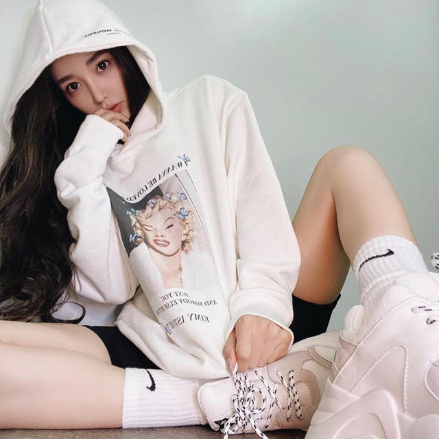 marilyn monroe betterfly hoodie - パーカー