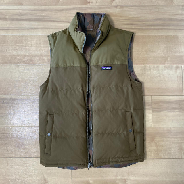 patagonia reversible ダウンベスト