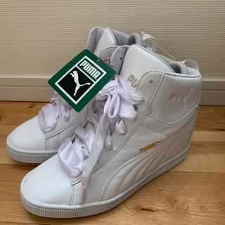 プーマ(PUMA)の新品　puma 24センチインヒールハイカットスニーカー(スニーカー)