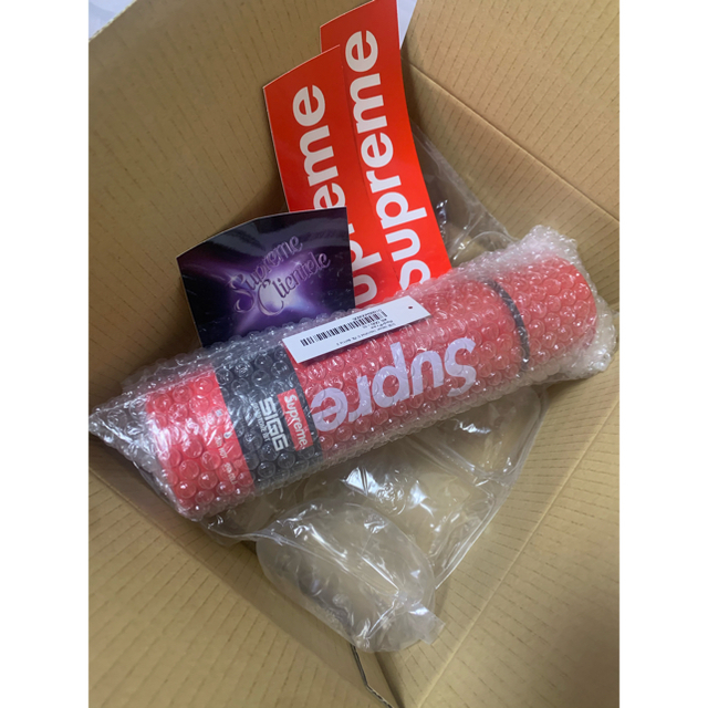 supreme/SIGG Vacuum Insulated bottle supreme/SIGG Vacuum Insulated bottle
