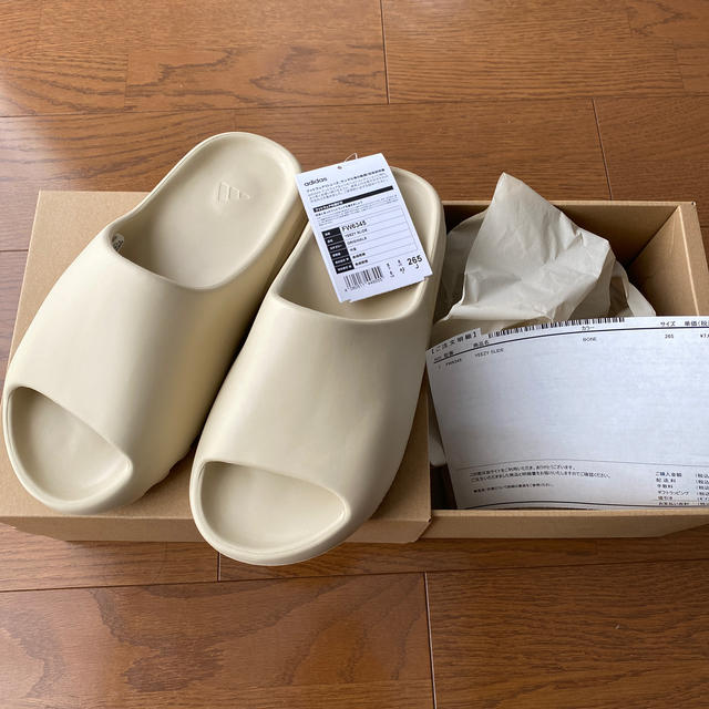 adidas - 26.5 yeezy slide boneの通販 by Eri_SNKRS|アディダスなら adidas - 26.5 yeezy slide boneの通販 by Eri_SNKRS|アディダスなら
