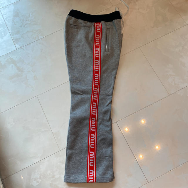 日本正規代理店品 ミュウミュウ miu スエットパンツ tdh-latinoamerica.de