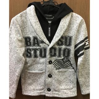 バツ(BA-TSU)のBA-TSU STADIO ニット140センチ(ジャケット/上着)