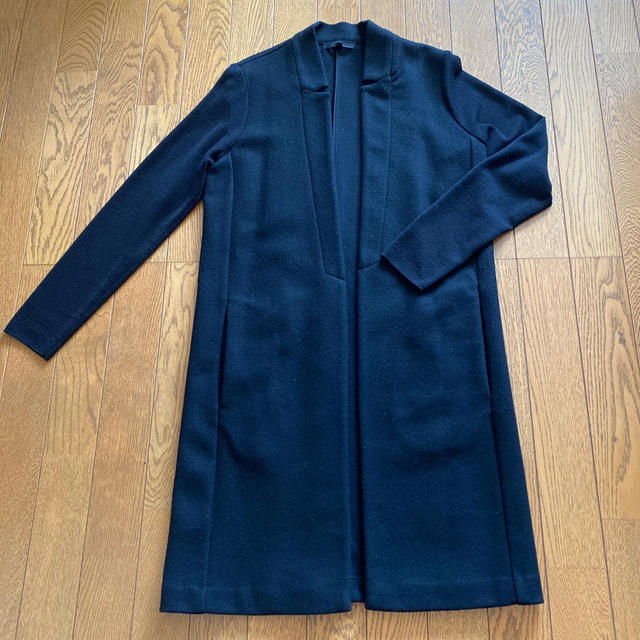 ICB(アイシービー)のiCB/羊毛100%ロングコートブラック色/ラインが素敵/¥30000以上のお品 レディースのジャケット/アウター(ロングコート)の商品写真