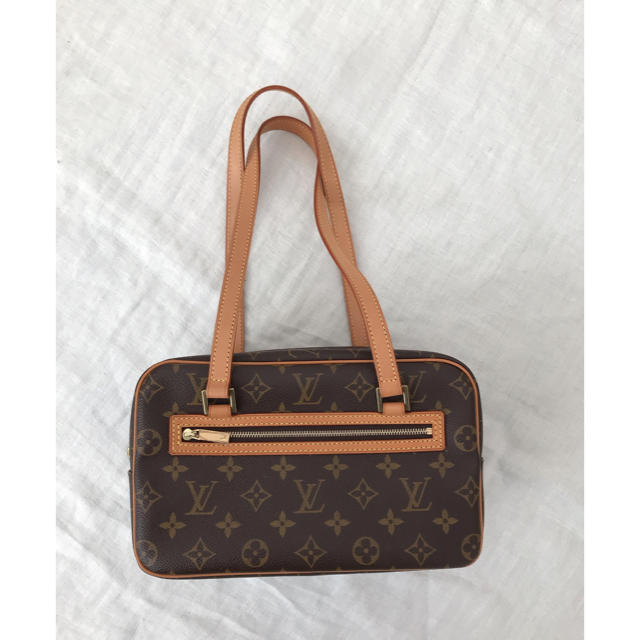 うのにもお得な LOUIS VUITTON - 美品 ルイヴィトン モノグラム シテmm