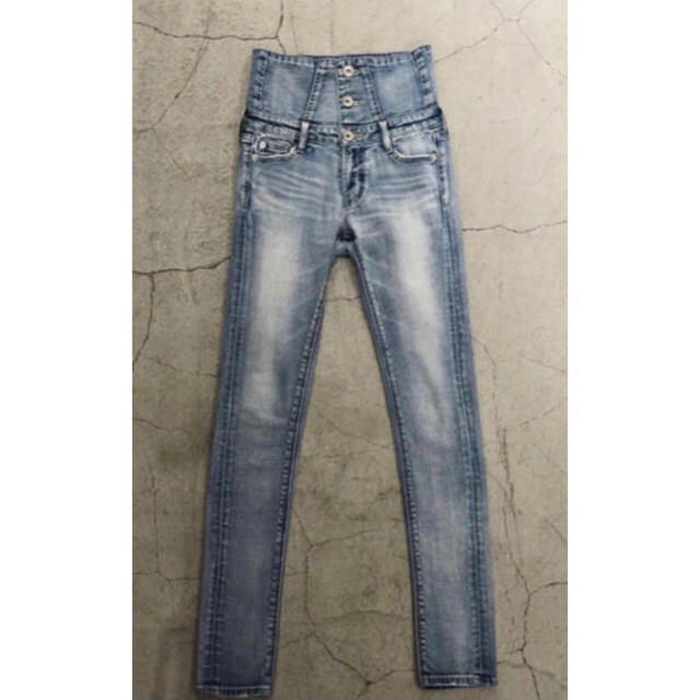 GYDA(ジェイダ)の完売品　GYDA basicハイウエストスキニーデニムパンツ　M アイスブルー レディースのパンツ(デニム/ジーンズ)の商品写真