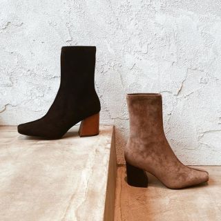 ルームサンマルロクコンテンポラリー(room306 CONTEMPORARY)の【未使用】Center seam Suede Boots(ブーツ)