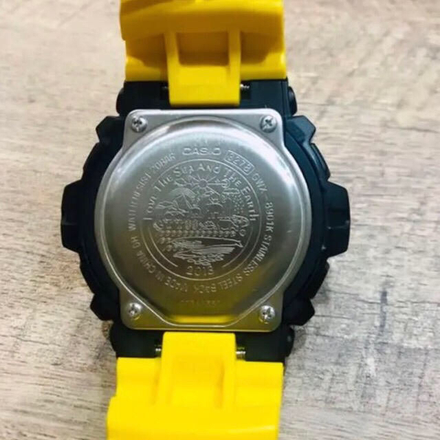 G-SHOCK(ジーショック)のCASIO G-SHOCK 腕時計 Gショック イルクジモデル メンズの時計(腕時計(デジタル))の商品写真