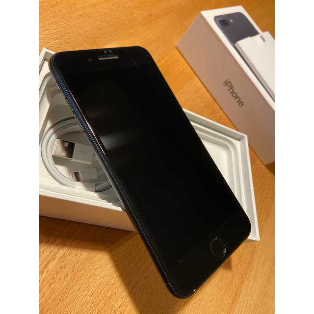 Apple(アップル)のiPhone7 plus 128GB スマホ/家電/カメラのスマートフォン/携帯電話(スマートフォン本体)の商品写真