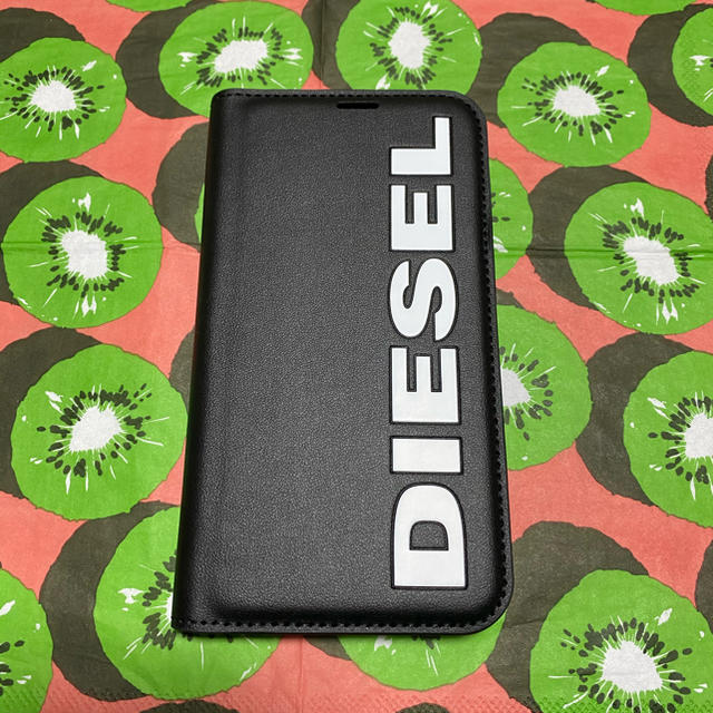 DIESEL(ディーゼル)の🌈【iPhone 12/12pro】DIESEL 手帳ケース スマホ/家電/カメラのスマホアクセサリー(iPhoneケース)の商品写真