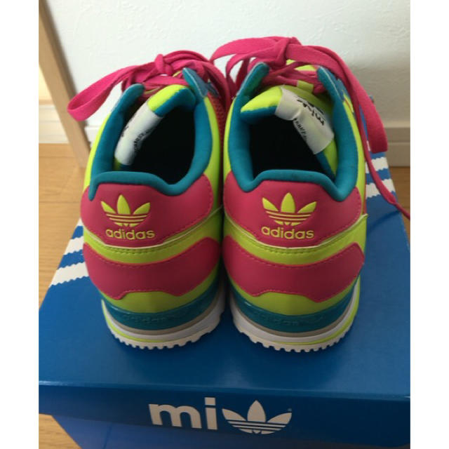 mi adidas スニーカー 2