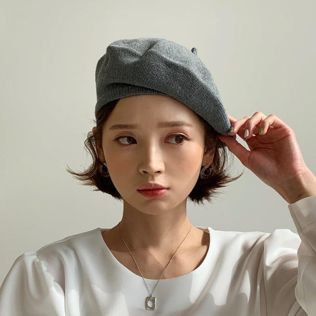 dholic(ディーホリック)の韓国ファッション ニットベレー帽 ネイビー レディースの帽子(ハンチング/ベレー帽)の商品写真