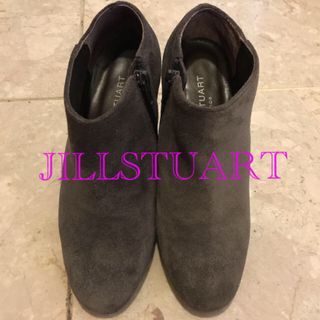 ジルスチュアート(JILLSTUART)のショートブーツ　ジルスチュアート(ブーティ)