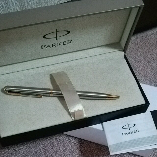 Parker Parker回転式ボールペンの通販 By Yumi S Shop パーカーならラクマ Parker Parker回転式ボールペンの通販 By Yumi S Shop パーカーならラクマ