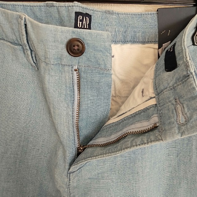 GAP(ギャップ)のGAP デニムパンツ　未使用新品タグ付き メンズのパンツ(デニム/ジーンズ)の商品写真