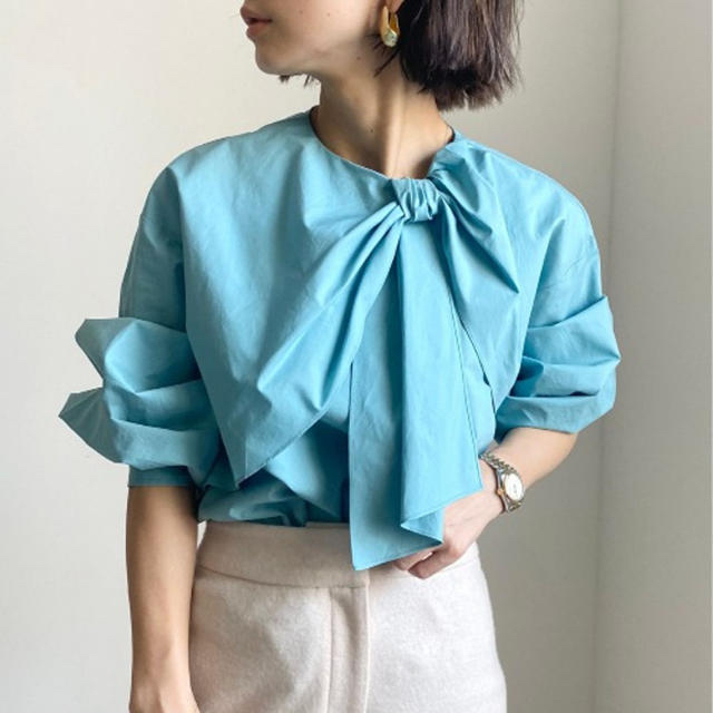 Ameri VINTAGE(アメリヴィンテージ)のミルフィーユ様専用　Ameri vintage TWIST TIE BLOUSE レディースのトップス(シャツ/ブラウス(長袖/七分))の商品写真