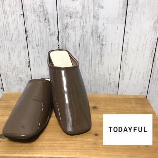 トゥデイフル(TODAYFUL)のtodayful トゥデイフル　フラットサンダル　ローファー　未使用　エナメル(スリッポン/モカシン)