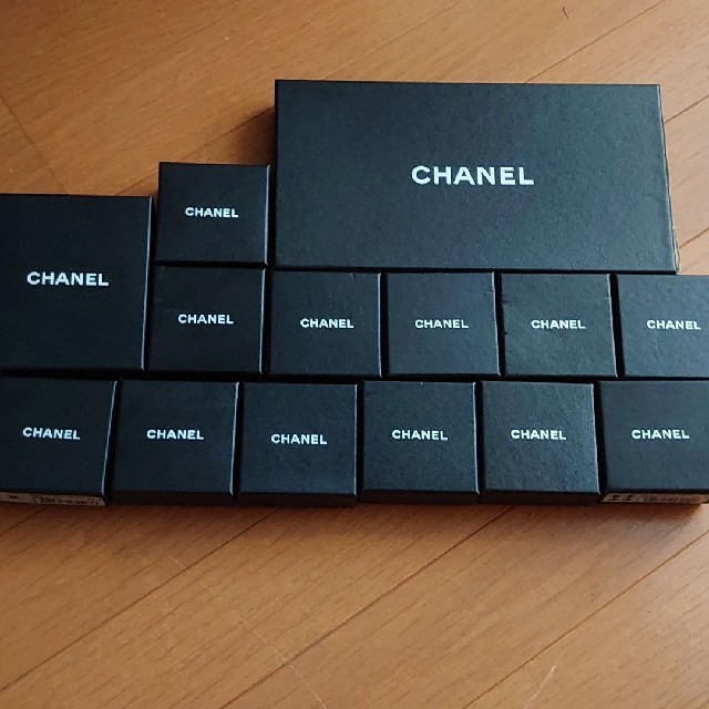 CHANEL(シャネル)のCHANEL ジュエリー空箱　まとめ売り レディースのバッグ(ショップ袋)の商品写真