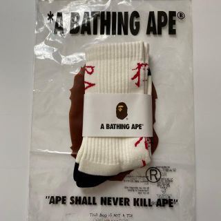 アベイシングエイプ(A BATHING APE)のbape ソックス　kanji(ソックス)