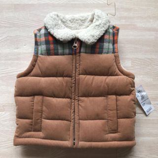 オールドネイビー(Old Navy)のOLD NAVY ダウンベスト【新品・未使用】(ジャケット/コート)