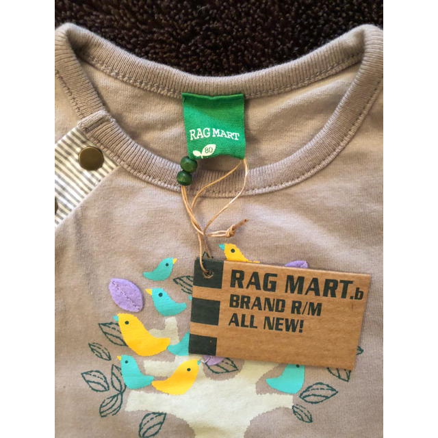 RAG MART(ラグマート)のラグマート🌟ロングTシャツ　ロンT  80cm ベビー服　子供服　ベビー服 キッズ/ベビー/マタニティのベビー服(~85cm)(シャツ/カットソー)の商品写真