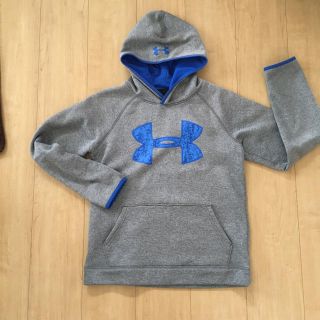 アンダーアーマー(UNDER ARMOUR)のアンダーアーマー  パーカー　160(その他)