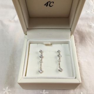 ヨンドシー(4℃)のピアス(ピアス)