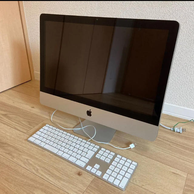 Mac (Apple)(マック)のmac マック　iMac アイマック　16GB 21.5インチ　美品 スマホ/家電/カメラのPC/タブレット(デスクトップ型PC)の商品写真