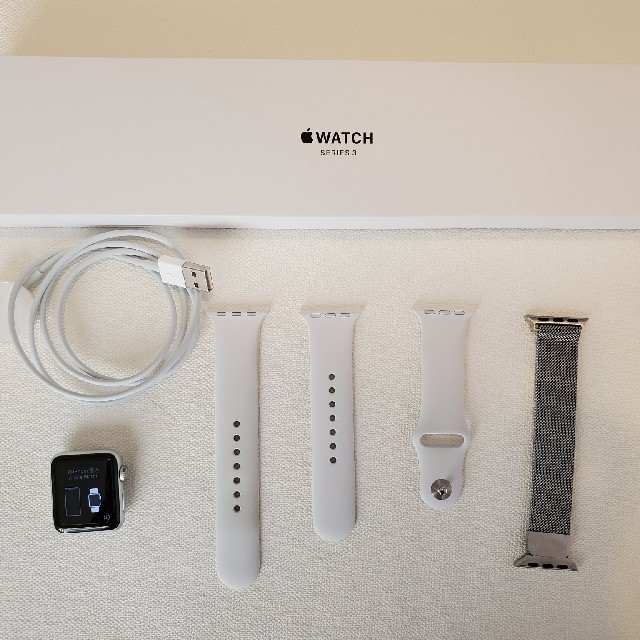 Apple Watch series3 42mm GPS 美品 充電器バンド付き