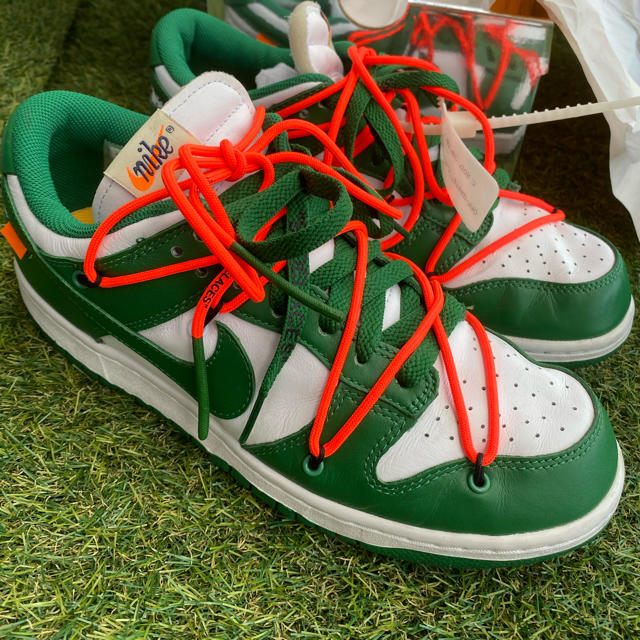 NIKE(ナイキ)の国内正規　Nike×offwhite dunk low US9 メンズの靴/シューズ(スニーカー)の商品写真