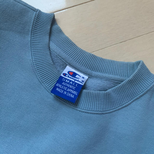 Champion(チャンピオン)の90‘s champion 刺繍ロゴ スウェット ブルー メンズのトップス(スウェット)の商品写真