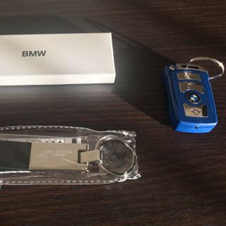 ビーエムダブリュー(BMW)のbmw キーホルダー　　2種(キーホルダー)