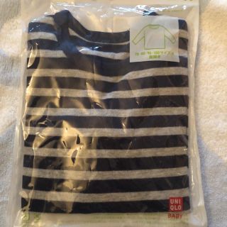 ユニクロ(UNIQLO)のユニクロ⭐︎ロングTシャツ　ロンT  クルーネックTシャツ　ベビー服　80cm(Ｔシャツ)