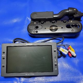 パナソニック(Panasonic)のTR-M70WE1パナソニック後席モニターとヘッドレスト取り付け金具セットです(車内アクセサリ)