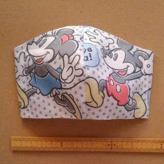 ディズニー(Disney)の専用です　立体マスク　ディズニーミッキーマウス１、 2(その他)