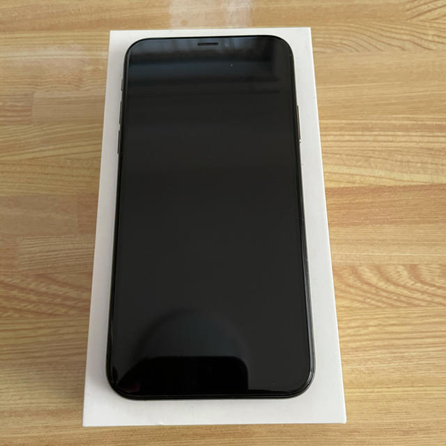 Apple(アップル)のiPhoneXS スマホ/家電/カメラのスマートフォン/携帯電話(スマートフォン本体)の商品写真