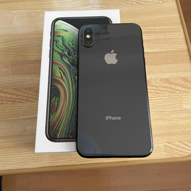 Apple(アップル)のiPhoneXS スマホ/家電/カメラのスマートフォン/携帯電話(スマートフォン本体)の商品写真